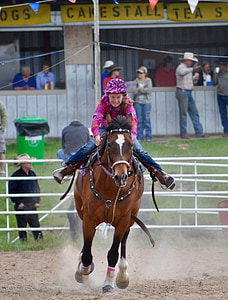 Rodeo, course de baril, femme, cheval, cow-girl, sport, concours