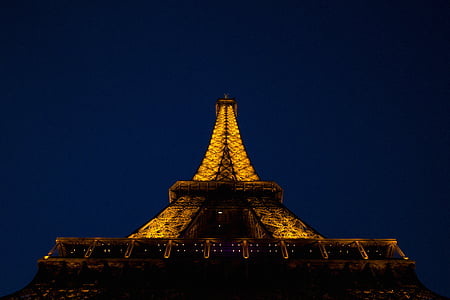 alacsony, szög, fotózás, Eiffel, torony, éjszaka, Franciaország