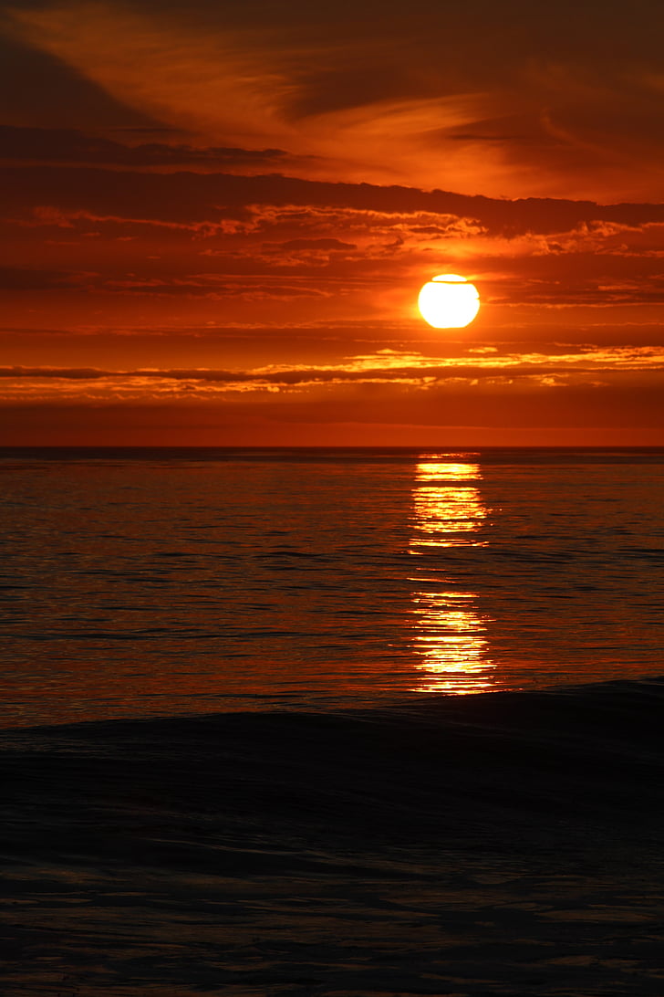 západ slnka, Ocean, večer, Orange, dramatické, oblaky, pobrežie