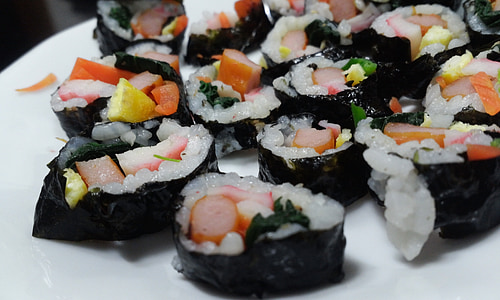 sushi, Kim beras, Restoran