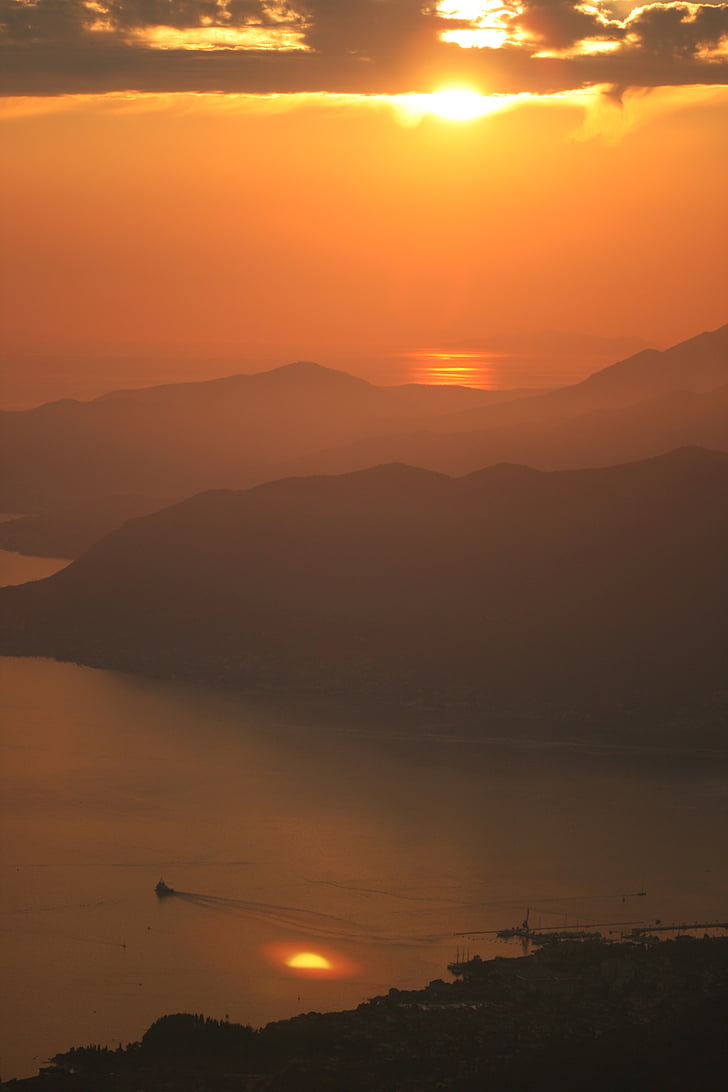 Montenegro, mengeruk, matahari terbenam