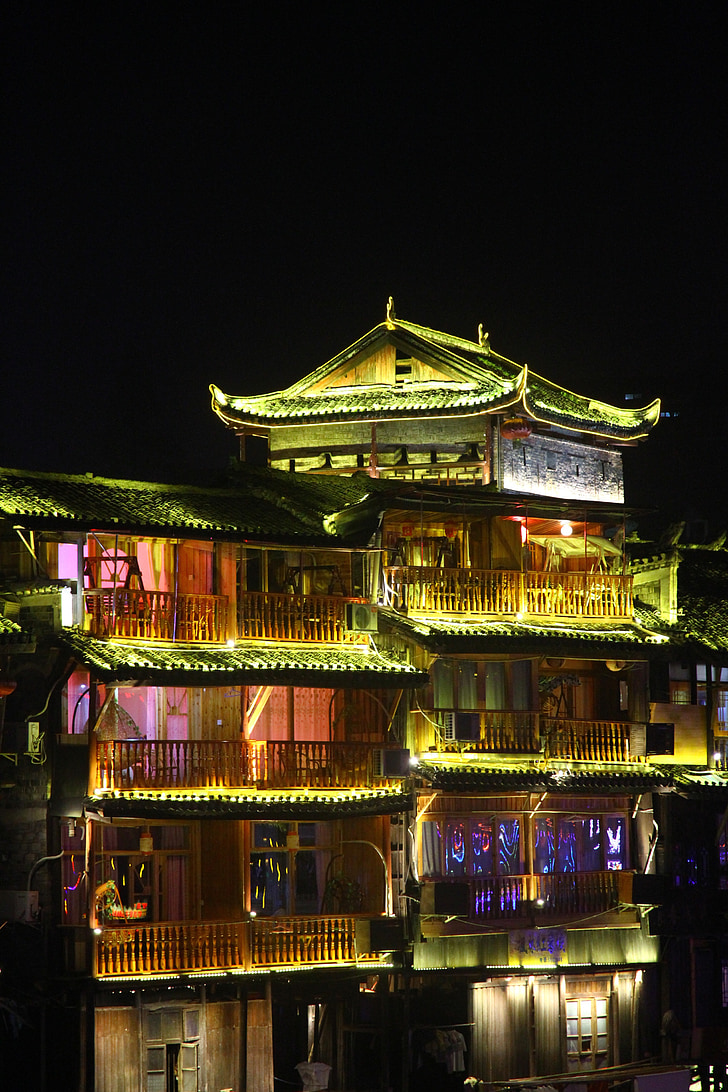 Čína, Hunan, Fenghuang, Nočný pohľad