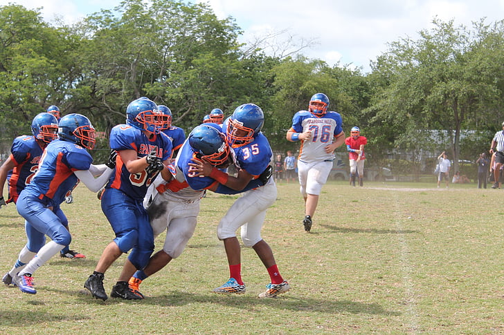football, tackle, sports, playing, competition, gridiron, team