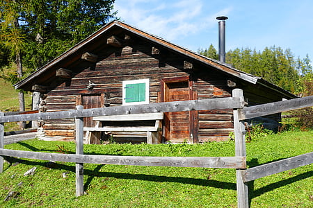 Hut, Alpine hut, timmerstuga, trä, Alm