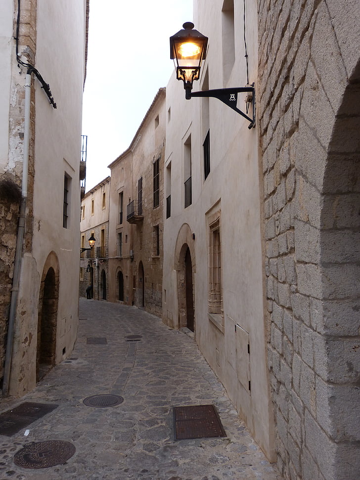 Eivissa, nucli antic, Espanya, Illes Balears, Històricament, romàntic, ciutat