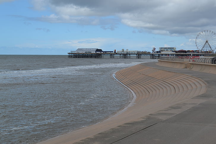 Blackpool, Beach, Pier, Lancashire, Egyesült Királyság, tengerpart, tengerparti