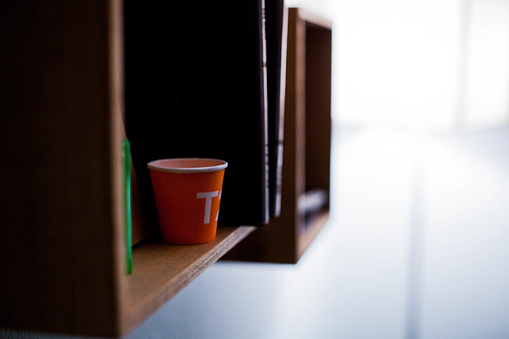 shallow, focus, photography, orange, cup, paper cup, shelving