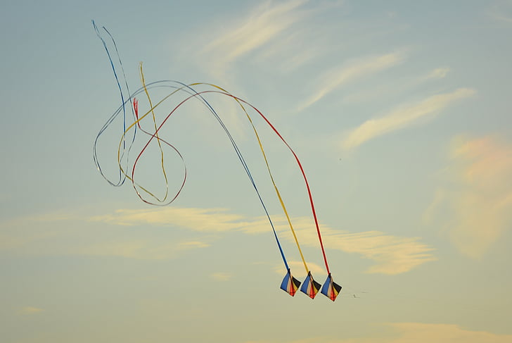 Wind kite, blå himmel, luft, moln
