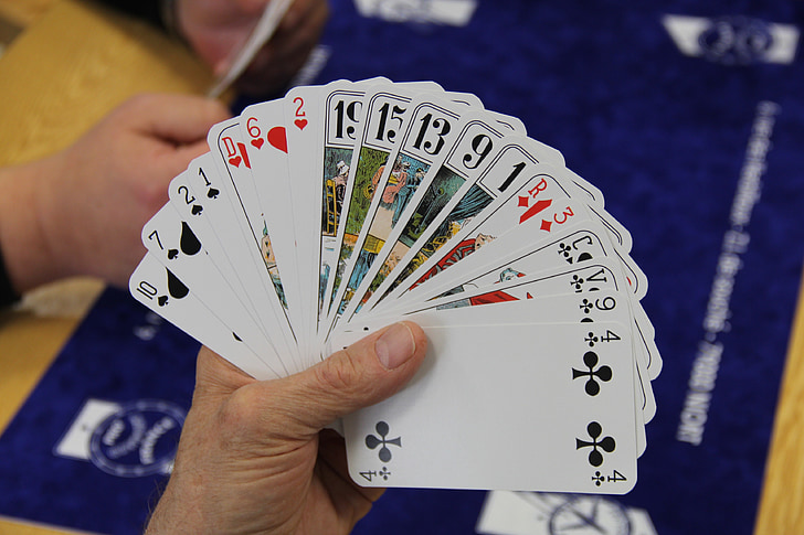 Tarot, spillet, kort