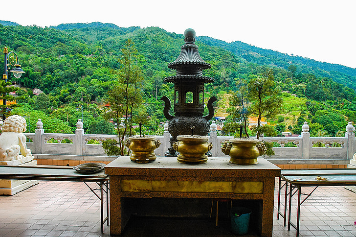 table sacrificiel, Temple, Malaisie