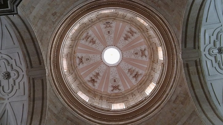 Salamanca, kupola, Crkva