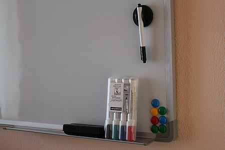 magnetiske bord, whiteboard, markør, magneter
