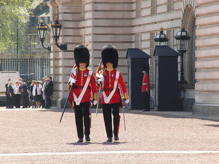 Buckingham palace, vaktavlösningen, London, England, Storbritannien, Royal, kungariket