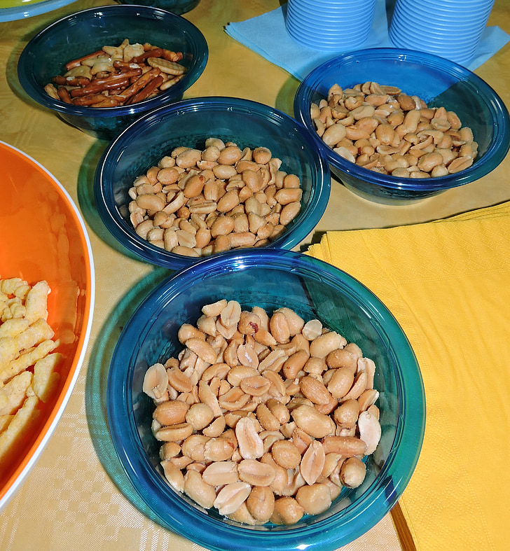 nuts, peanuts, aperitif, banco, pretzels, containers