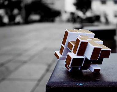 in bianco e nero, cubo, cubo di Rubik, correzione colore selettiva, giocattolo