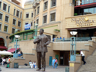 Johannesburg, RPA, Sud Africa, città, una statua del nelson mandela, il centro commerciale