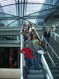 eskalatorius, žemyn, Berlynas, Centrinė stotis, stiklinis stogas
