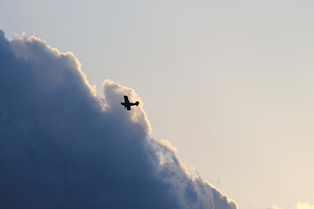 Split, bi-plan, spectacle aérien, nuages d’orage, avion, Aviation, Flying