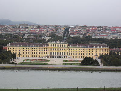 Schönbrunnin, Wien, Itävalta, Castle
