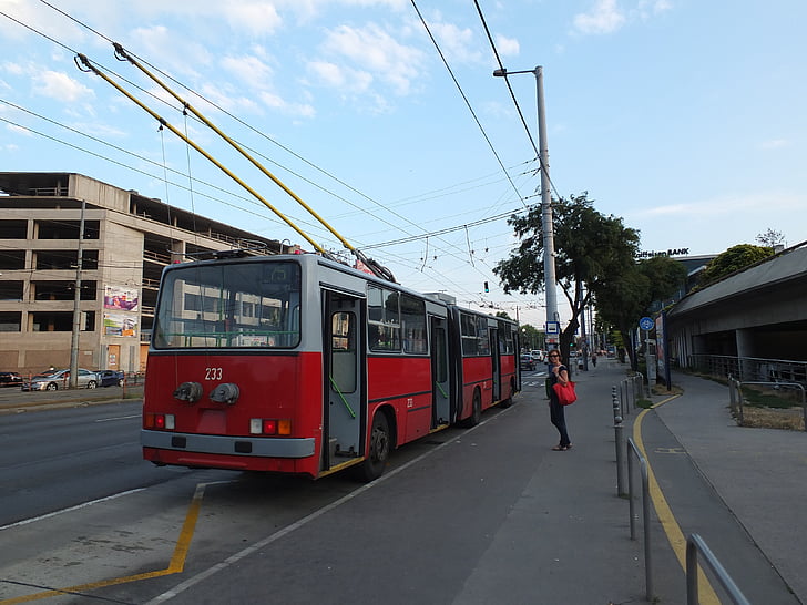 trolleybuss, stopp, Budapest, byen, kollektivtransport
