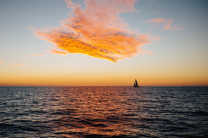 photo, boat, middle, sea, white, skies, sailboat