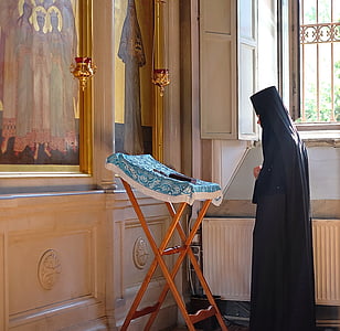 Ortodoxia, Manastirea, rugăciune