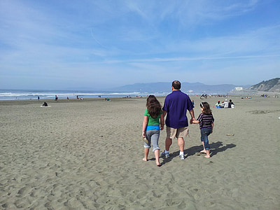 beach, walk, san francisco, famity, douthers, father, care