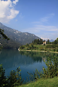 Italia, Lago di ledro, slottet