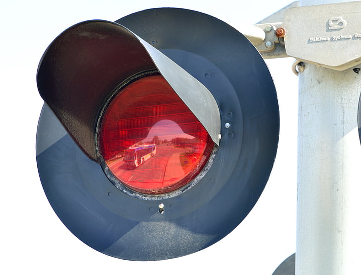 Željeznički signal, odraz, autobus, lampica upozorenja, crvena boja