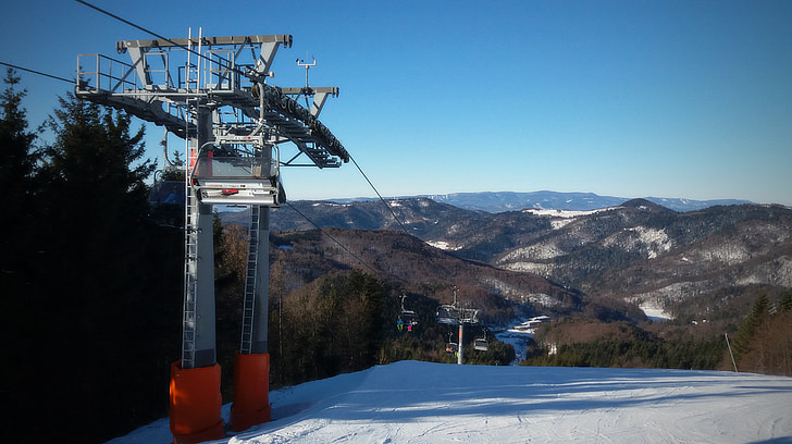 station de salamandre, station de ski, les collines de štiavnica, Štiavnické vrchy, ski, masques de ski snowboard, neige