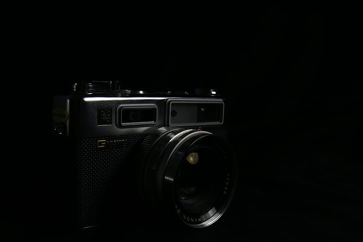 yashica, camera, analog camera, old camera, nostalgia, photograph, retro
