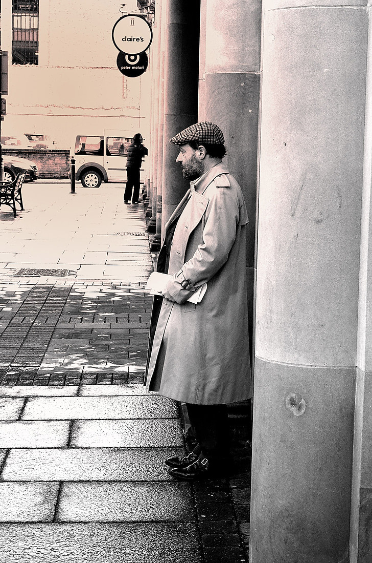 city, style, people, gentleman, newspapers, character, waiting