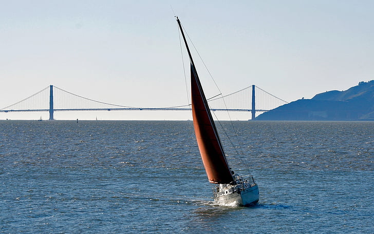 segelbåt, San francisco-bukten, röda segel, Golden gate-bron, vatten, blåsigt, Bay