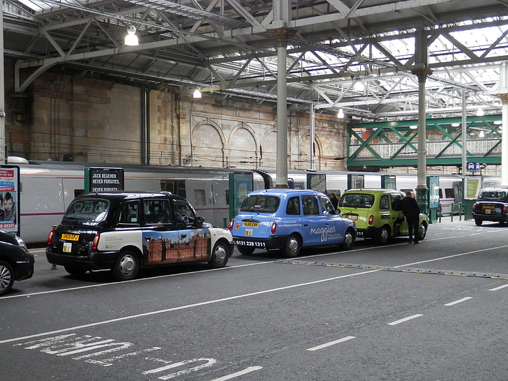 taxi, nádraží, Edinburgh, Skotsko