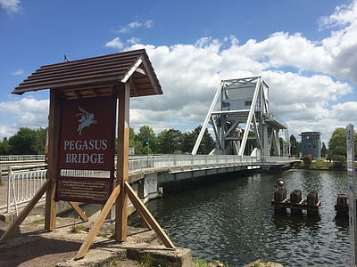 Pegasus bridge, Normandie, d-Day, andre verdenskrig, andre verdenskrig, minnesmerke