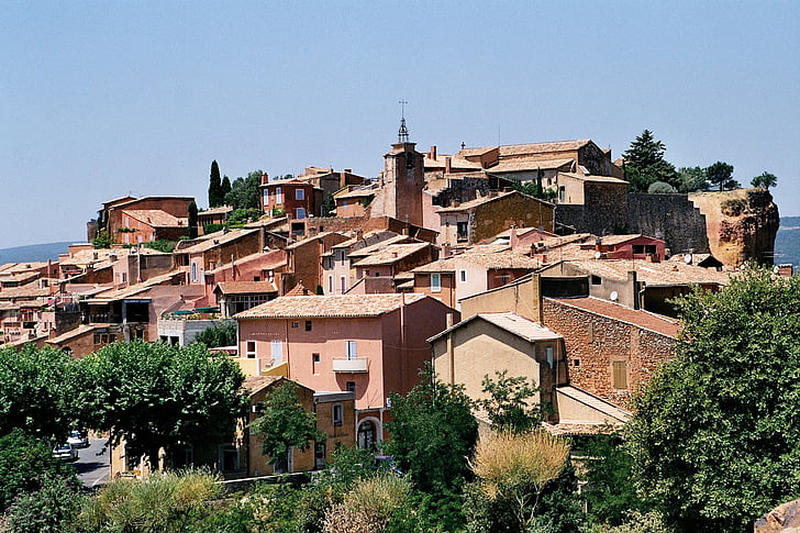Roussillon, Francuska, pogled na grad, Crveni oker, Francuska zajednica, mali grad, mjesta od interesa