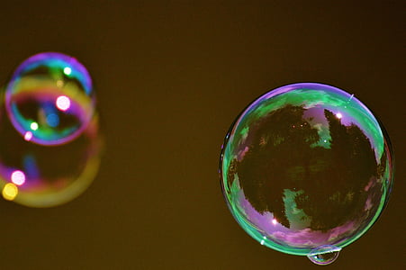 Luk, fotografering, boble, i nærheden af, to, boblerne, sæbeboble