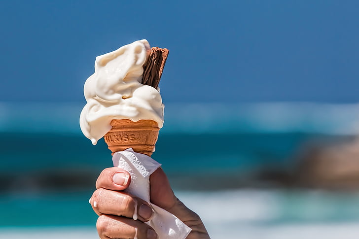 ice cream cone, melting, hot, ice cream scoop, temptation, ice-cream, dessert