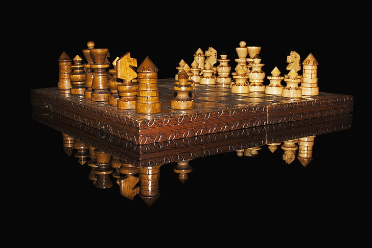 Şah, pionii, tablă de şah