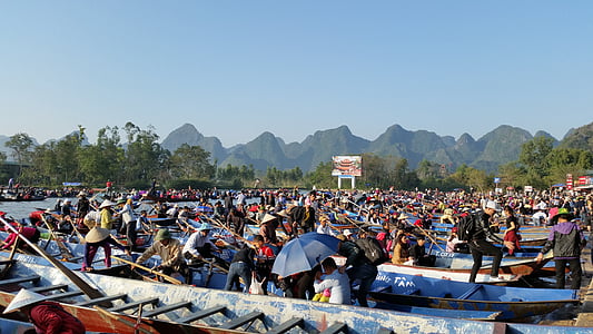 향수 파고다, 축제의 계절, 베트남