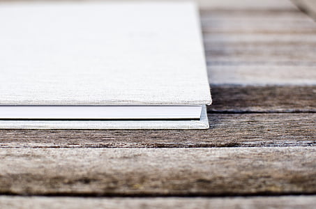 Blanco, libro, marrón, madera, superficie, papel, cubierta
