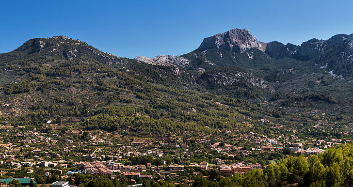 Mallorca, egy sziget, hegyi, hegyek, erdő, természet, hegyi falu
