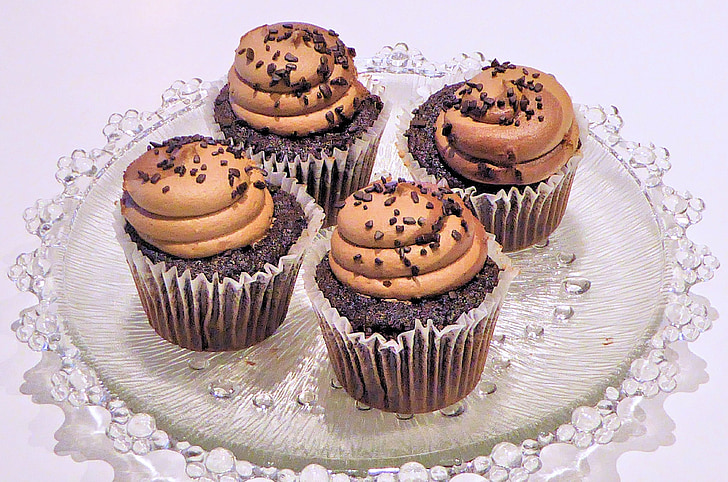 sjokolade muffins, kremfløte, søt, mat, cupcake, kake, dessert