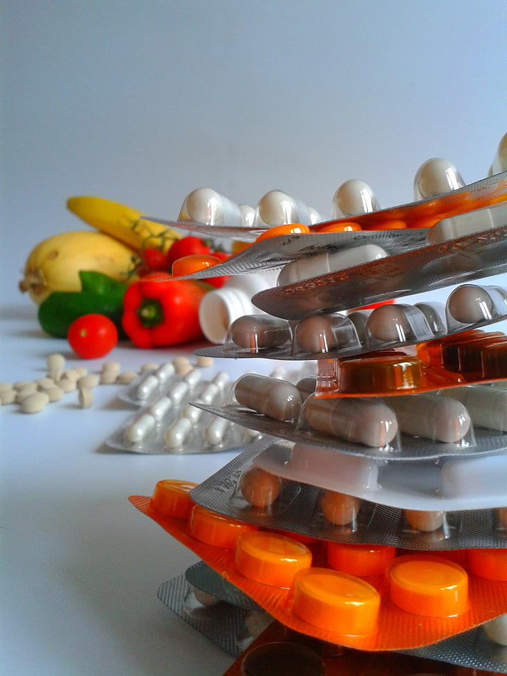 vitaminen, tabletten, Cure, apotheek, Tablet PC, Trakteer uzelf, medicijnen