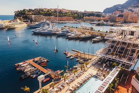 Monaco, Bay, kikötő, víz, hajók, hegyek, nyaralás