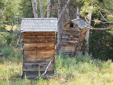 cabana, banheiro externo, rústico, de madeira, galpão, resistido, madeira - material