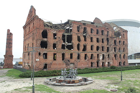 Pomnik, Fontanna, stacji metra Stalingrad, Wołgograd, ruiny, Młyn