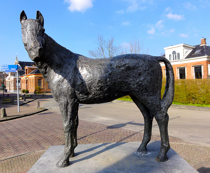 Warffum, Países Baixos, cavalo, estátua, Monumento, céu, nuvens