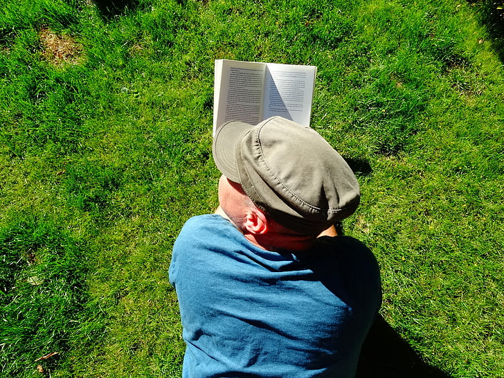 Læs, haven, slappe af, hat, bøger, græs, bog