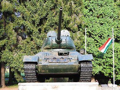 panzer, t-34, war memorial, hungary
